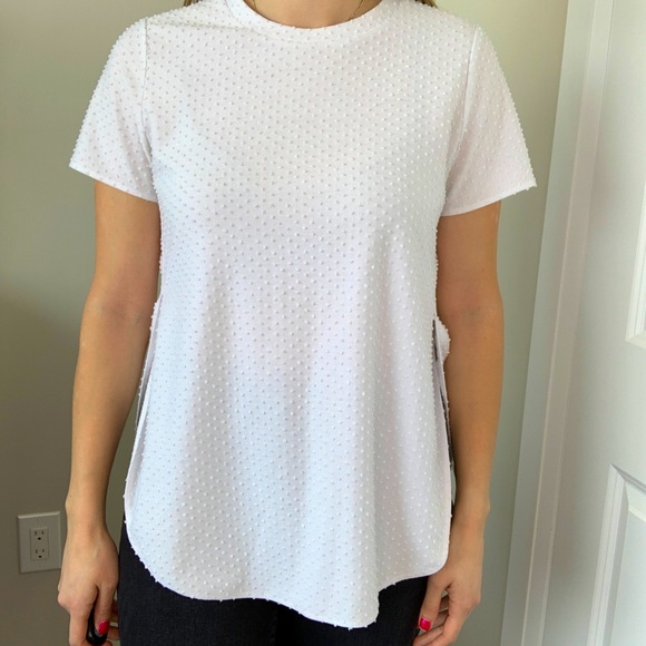 Wilfred size medium top. The knots add great texture - Picture 1 of 2